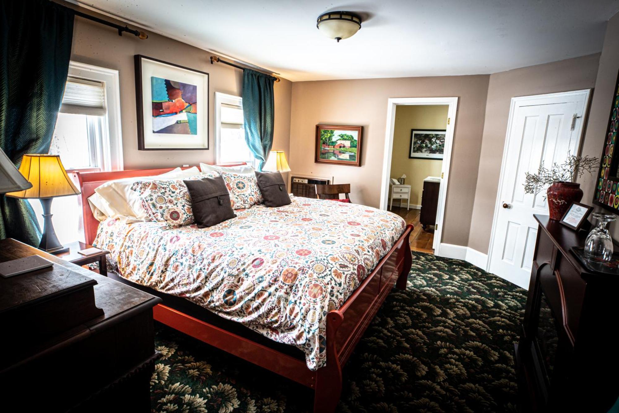 Twin Oaks Inn Саугатук Екстериор снимка